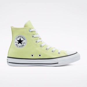 BRAND NEW!! Yellow (zitron) high top converse